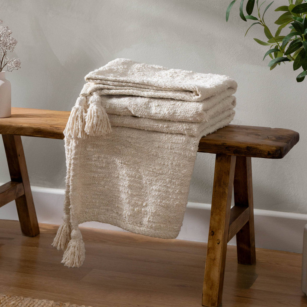 Heath Throw Ecru: Ecru / 130 x 180cm